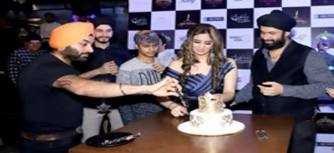 Mrs India Universe 2018 Ruby Machra celebrates her birthday in Mumbai