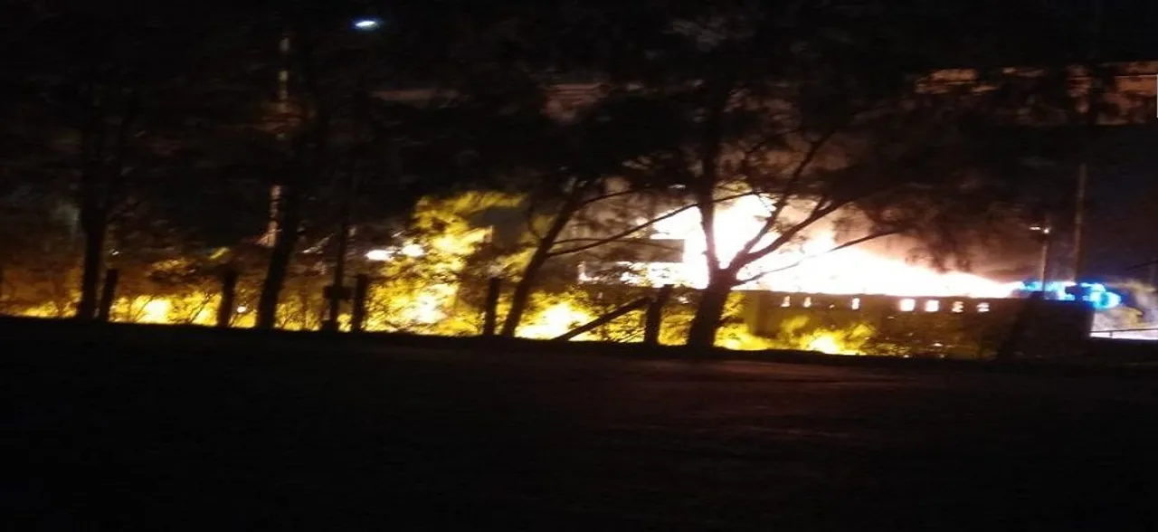 Mumbai: 1 killed after tanker bursts into flames in Wadala