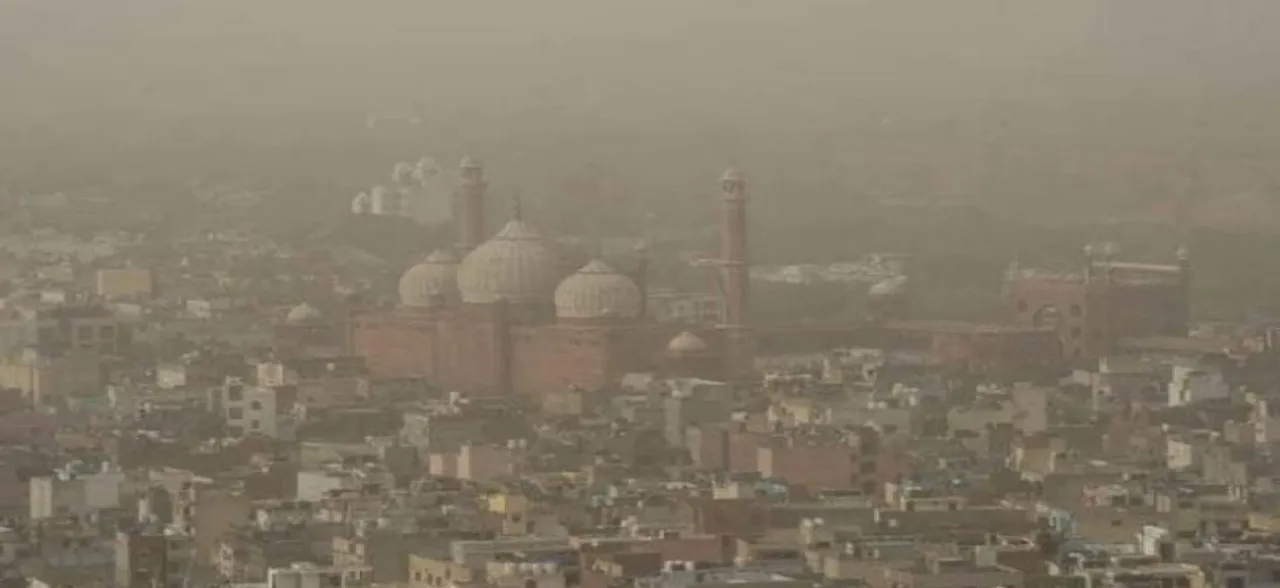 Delhi Pollution: Air quality â€˜moderateâ€™, AQI recorded at 253