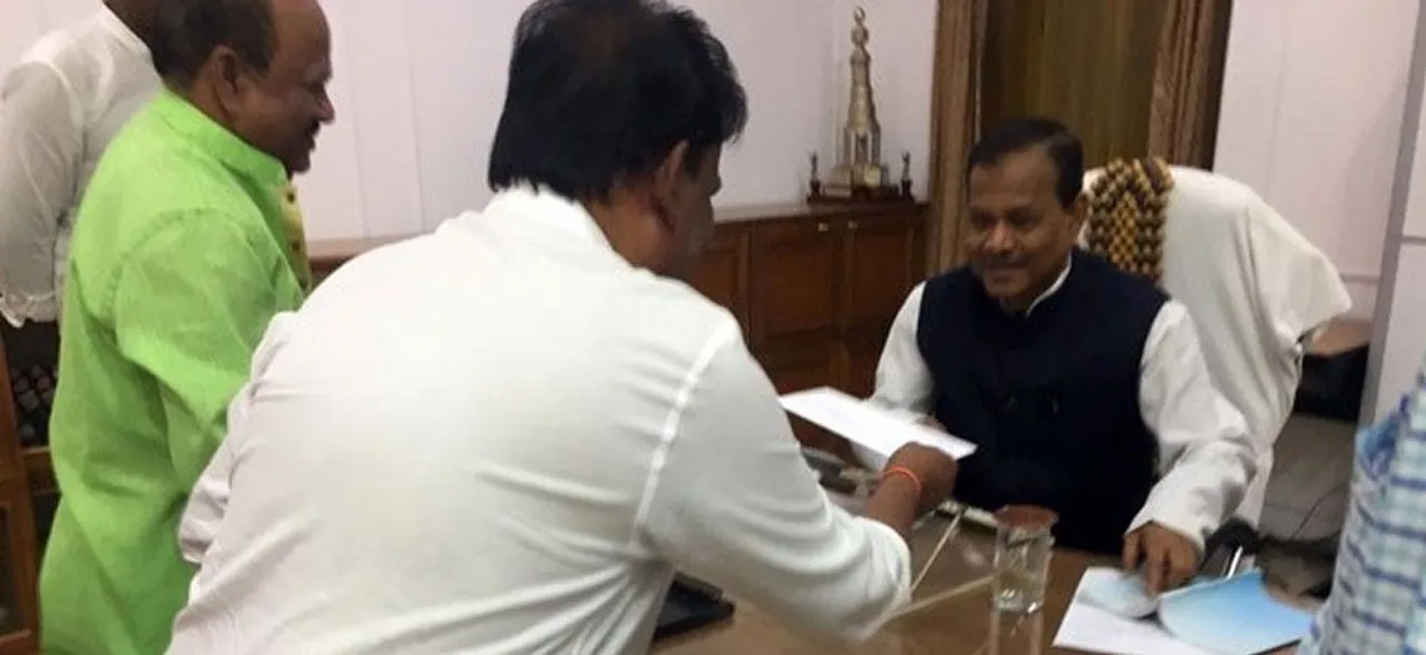 Dilip Ray, Bijoy Mohapatra quit BJP in Odisha, say â€˜treated like furnitureâ€™