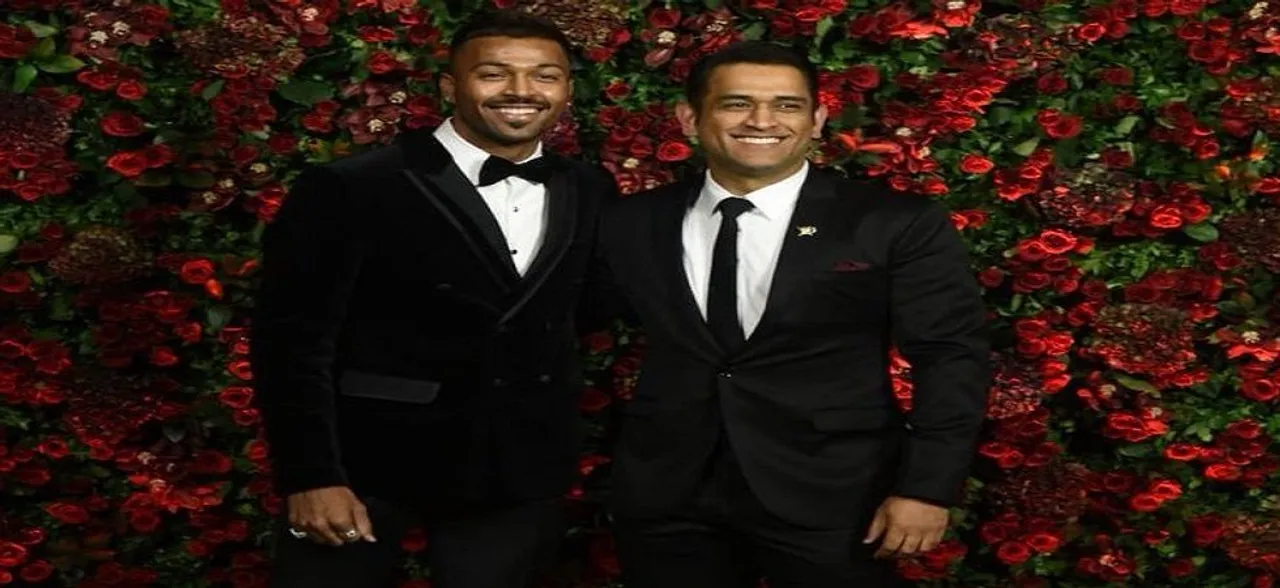 MS Dhoni, Sachin Tendulkar steal the show in Deepika Padukone-Ranveer Singh reception