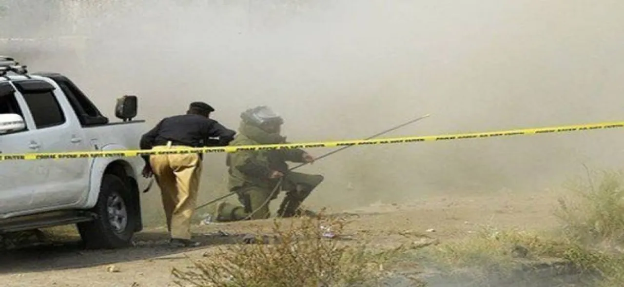 6 Pakistan soldiers killed as militants target convoy in Baluchistan