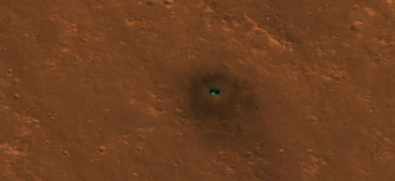 NASA Mars Insight lander spotted in first images from space