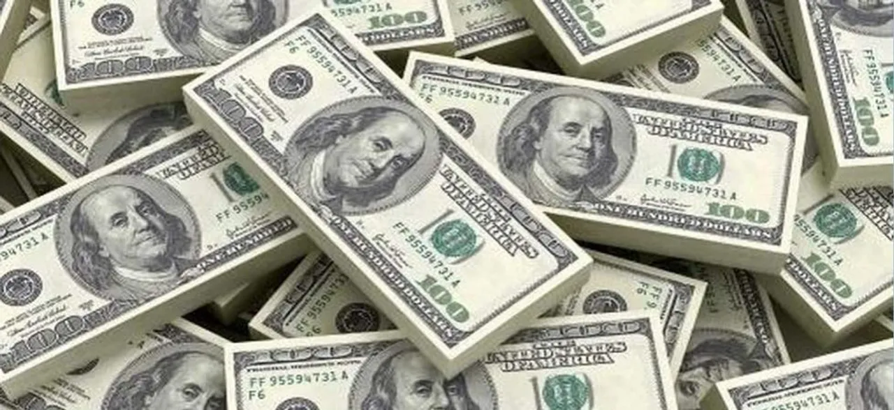 DRI seizes USD 1 million, arrests 2 foreign nationals from Delhi, Bengaluru airport