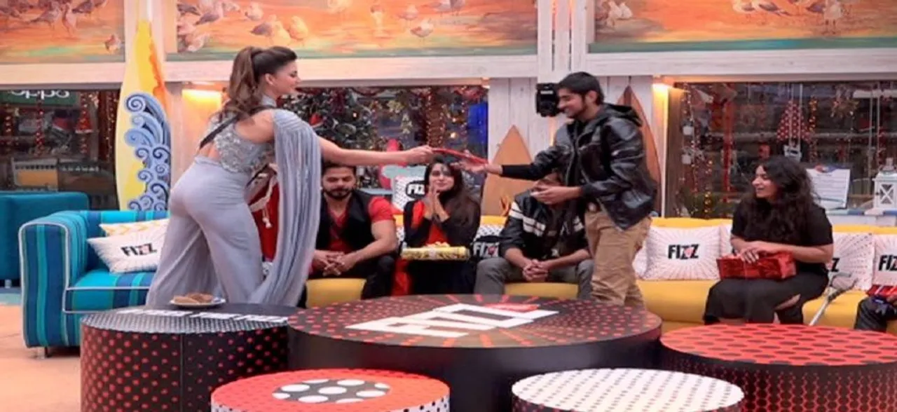 Bigg Boss 12: Housemates receive Christmas presents from Urvashi