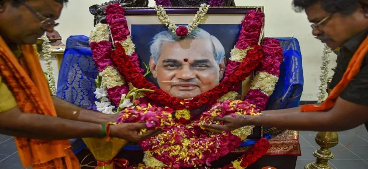 Yogi Adityanath government to install 25-ft tall statue of Atal Bihari Vajpayee in UP secretariat