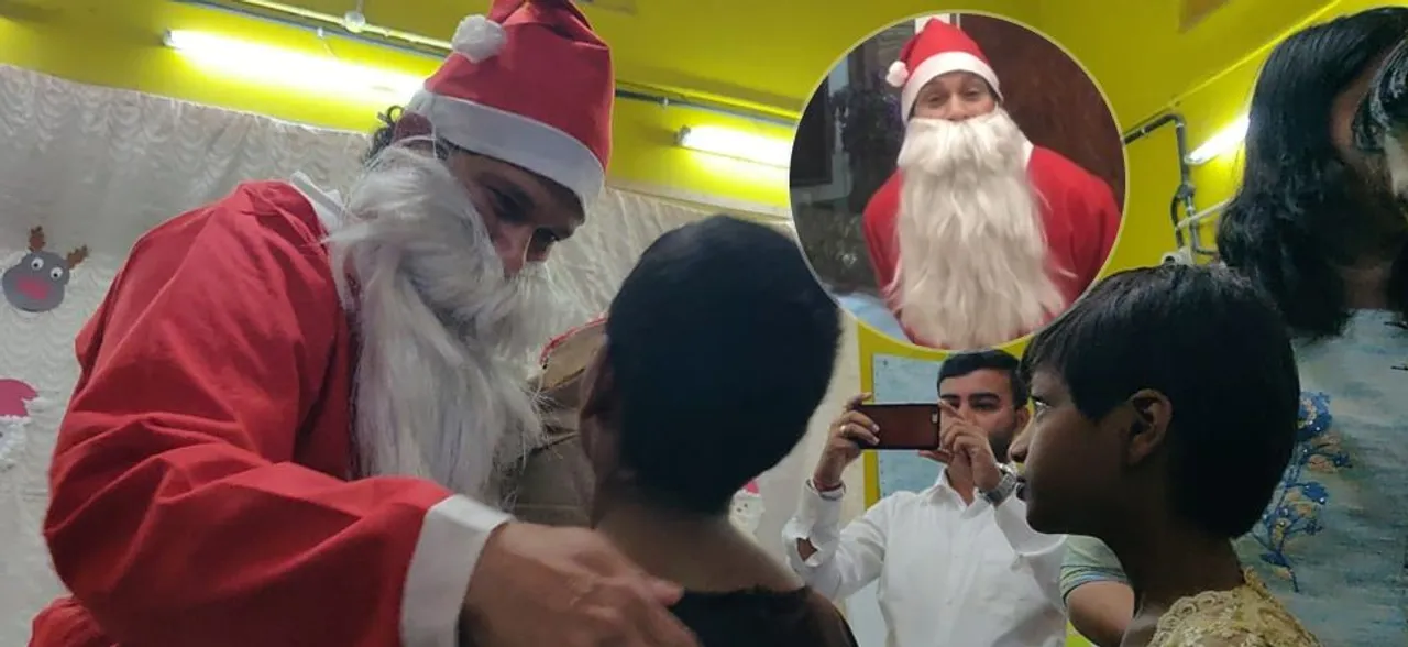 Guess who is this legendary cricketer dressed up as Santa!