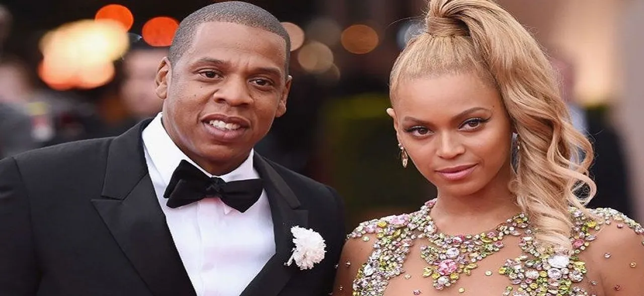 Beyonceâ€™s gorgeous wedding-vow-renewal gown with Jay Z is what dreams are made of