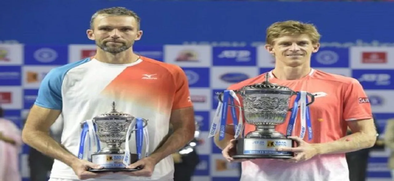 Kevin Anderson wins Tata Open title, denies Ivo Karlovic a chance of history