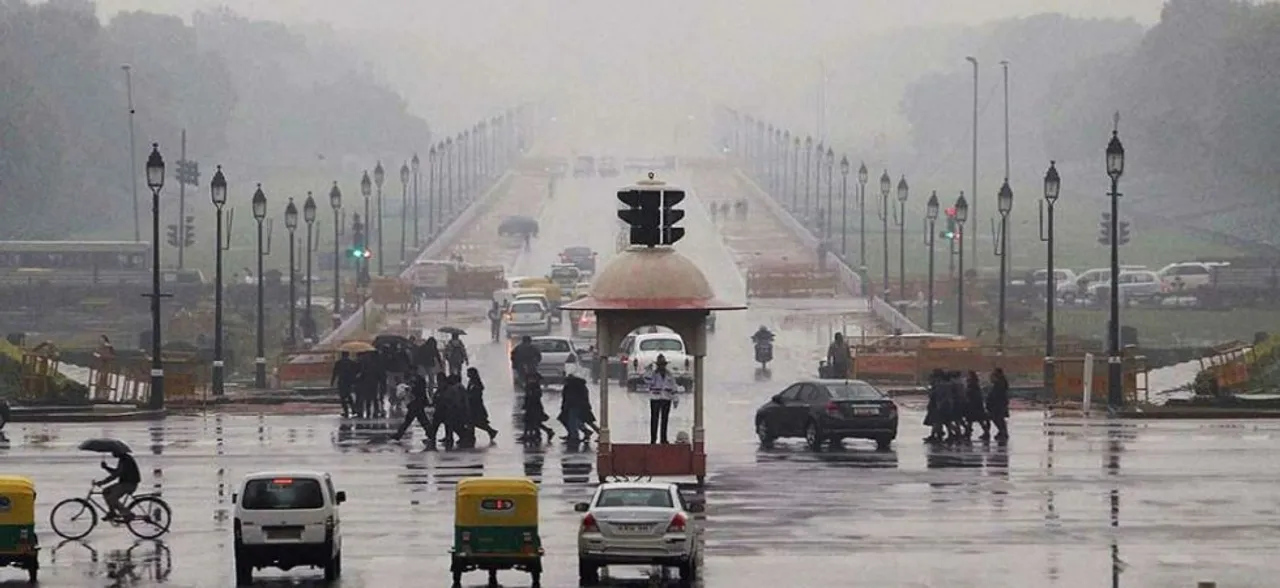 Delhi records season's lowest pollution level after rainfall
