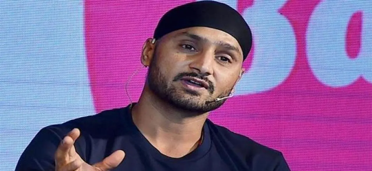 Harbhajan Singh slams Hardik Pandya, KL Rahul for their 'outrageous' remarks 