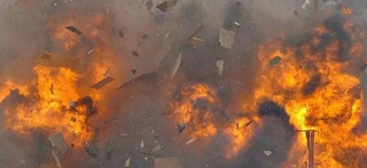  Cylinder blast in Uttar Pradesh's Bulandshahr, more than 10 children injured