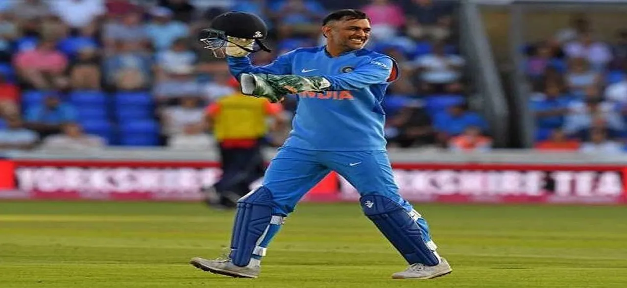 Yeh aankh band karke rokega: MS Dhoniâ€™s premonition helps Kuldeep Yadav get a wicket