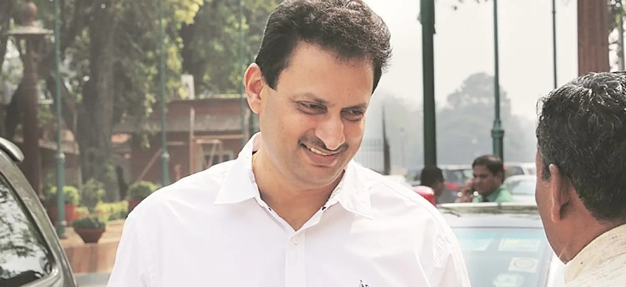 Rahul Gandhi demands sacking of Union Minister Anantkumar Hegde from Modi Cabinet