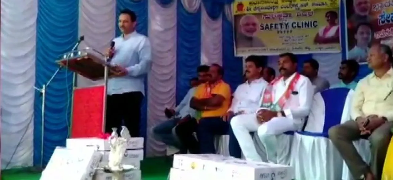 After 'Hindu girl' row, Ananth Kumar Hegde's 'hybrid breed' attack on Rahul Gandhi