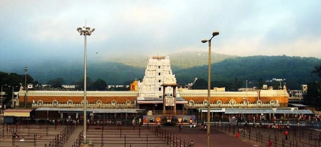 Police suspect involvement of priests in Tirupati temple crowns theft