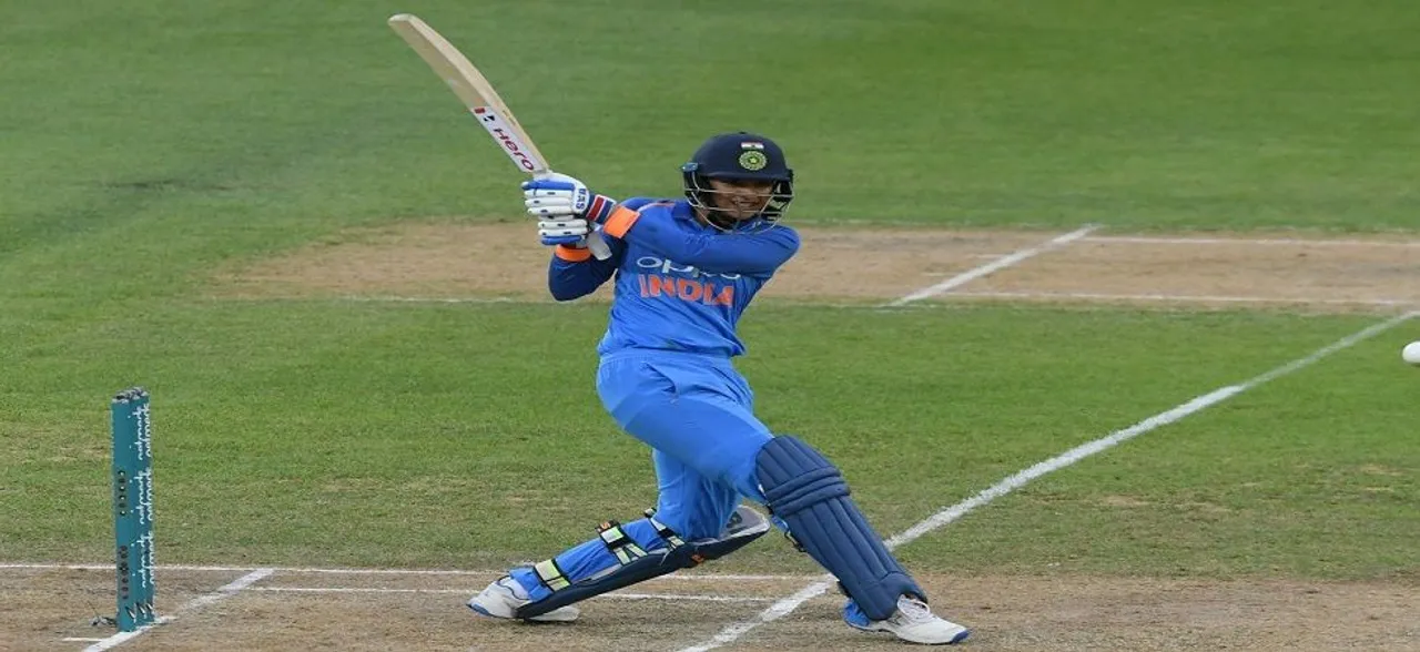 Smriti Mandhana continues record-breaking run with fastest T20I fifty vs New Zealand