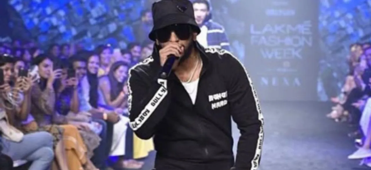 Ranveer Singh APOLOGISES after his crowd surfing act leaves people injured 