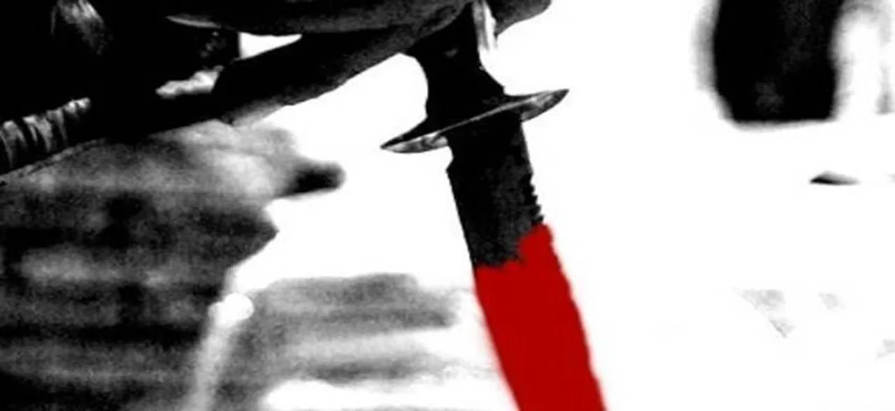Delhi woman turns down marriage proposal, man stabs her to death in front of daughter