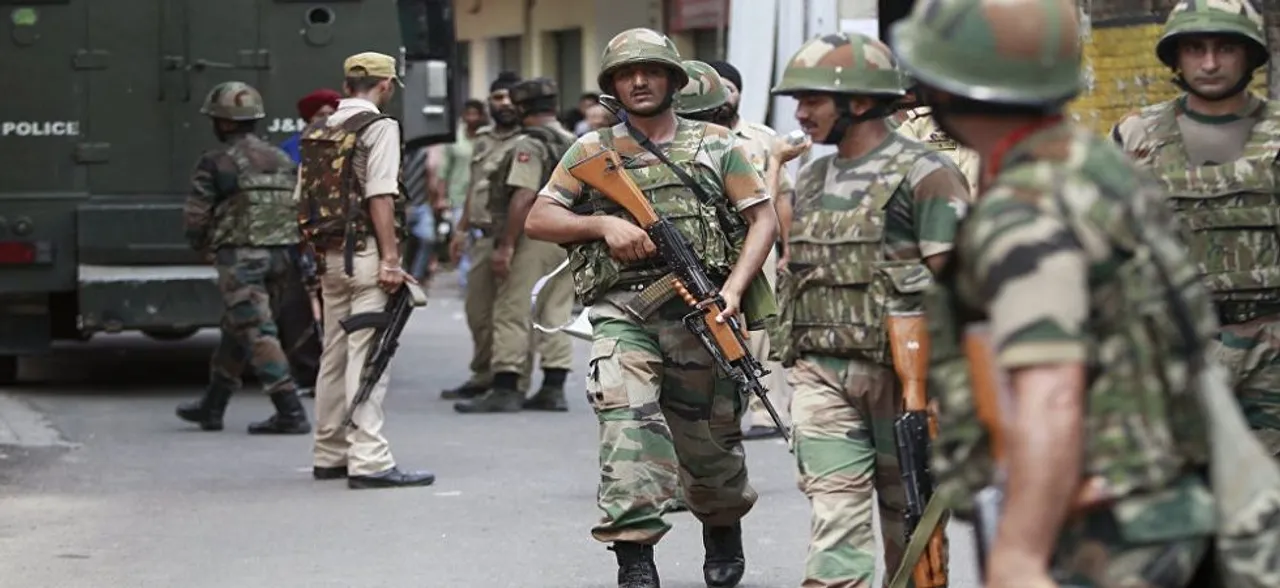Jammu and Kashmir: Grenade lobbed at CRPF party at Srinagar's Lal Chowk, 11 injured