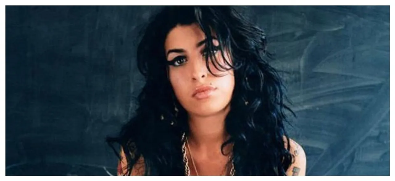 Amy Winehouse hologram tour put on hold