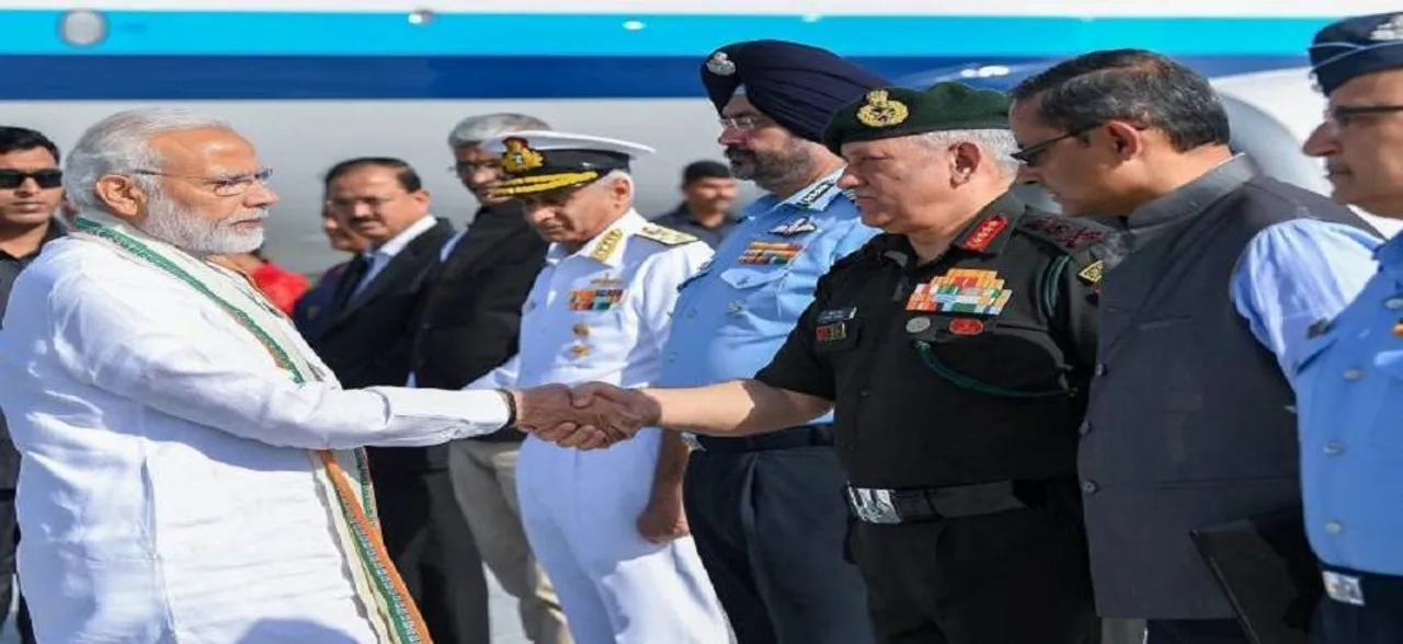 PM Modi meets three chiefs of armed forces, congratulates them for air strike 