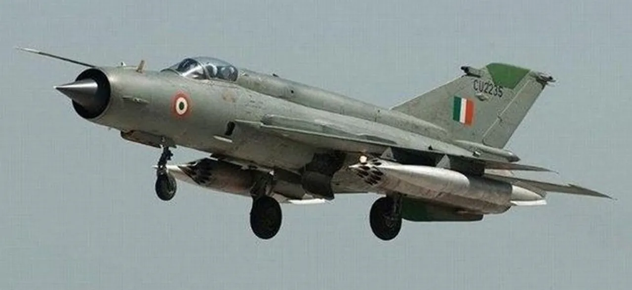 Pakistan to handover IAF pilot Abhinandan at Wagah Border today afternoon: Media reports