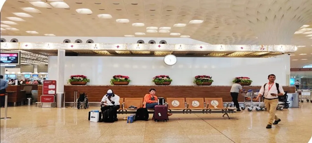 Part of Mumbai international airport evacuated after bomb threat call