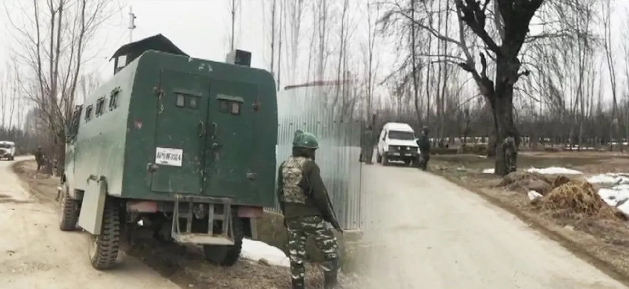 Encounter continues in Jammu and Kashmirâ€™s Handwara, Para Commandos called in  