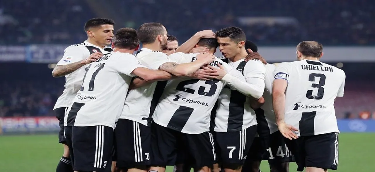 Juventus beat Napoli, close in on Serie A title after extending lead