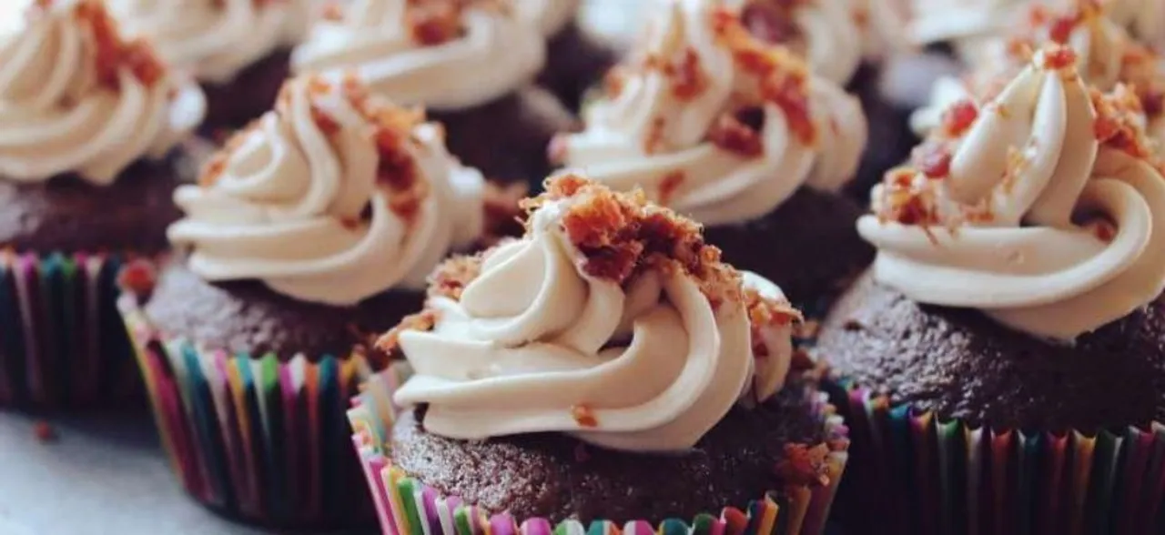 Pay attention! Indulgent desserts may make you chose healthier meal
