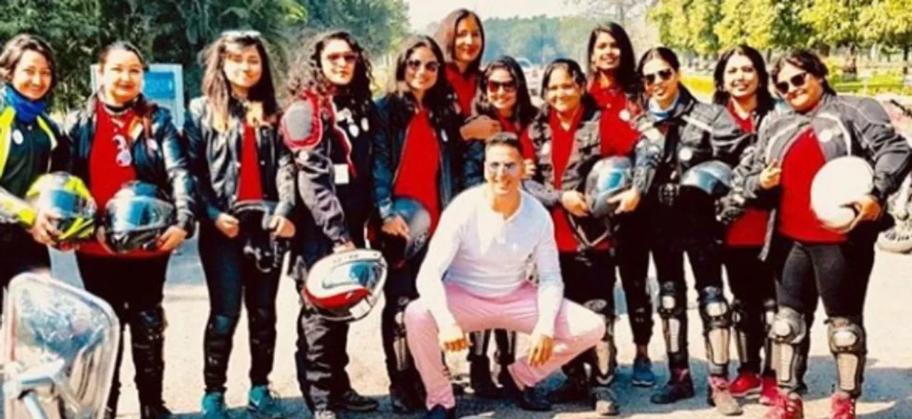 On International Women's Day, Akshay Kumar flags off marathon to create awareness around menstruation