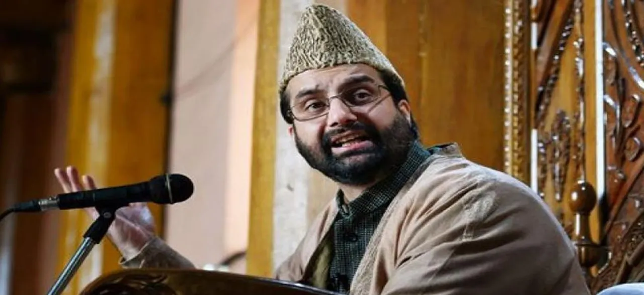 NIA summons Mirwaiz Umar Farooq, Syed Ali Shah Geelani's son for questioning in Delhi