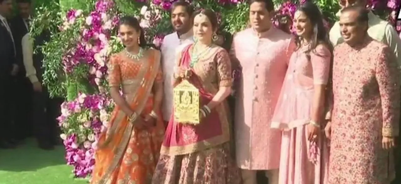 Akash Ambani and Shloka Mehta wedding: The FIRST pictures of groom along with his family are here!