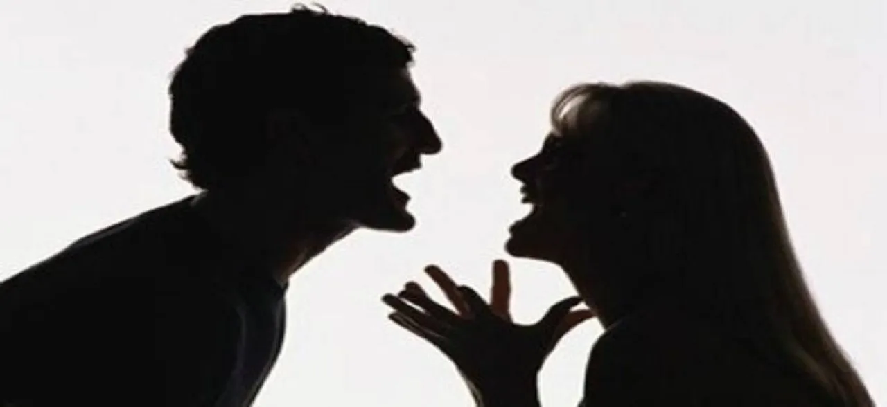 Pune man attacks wife for ignoring him and watching 'Pakistani Drama' on cellphone 