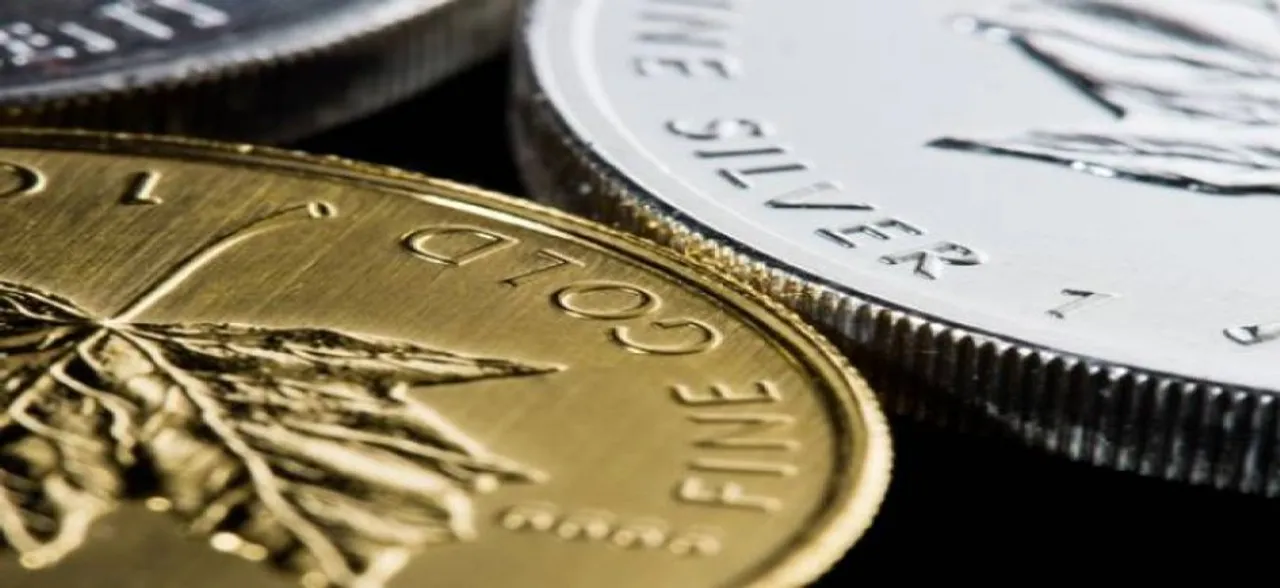 Silver futures up by Rs 318 per kg on firm global cues
