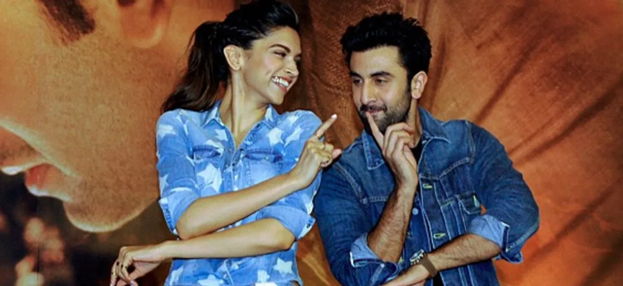 Deepika Padukone and ex-Ranbir Kapoor dance to Ranveer Singhâ€™s Simmba song, watch VIDEO