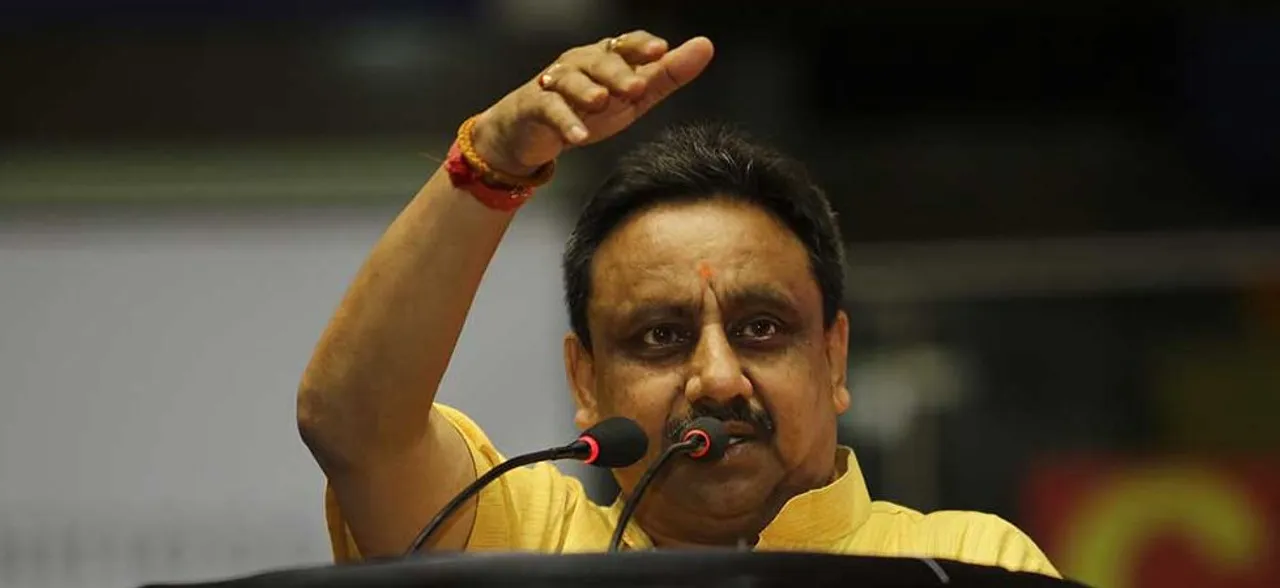 Tradersâ€™ body criticises Rahul Gandhi for his â€˜Gabbar Singh Taxâ€™ remark