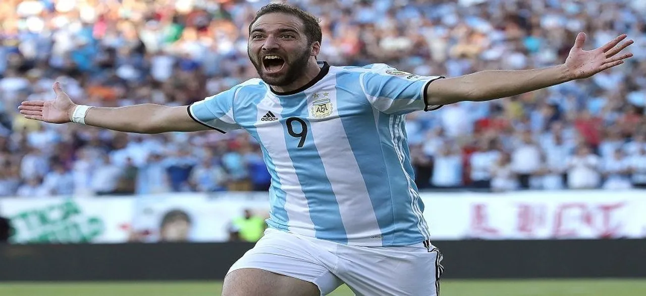 Gonzalo Higuain, Argentina striker, retires from international football