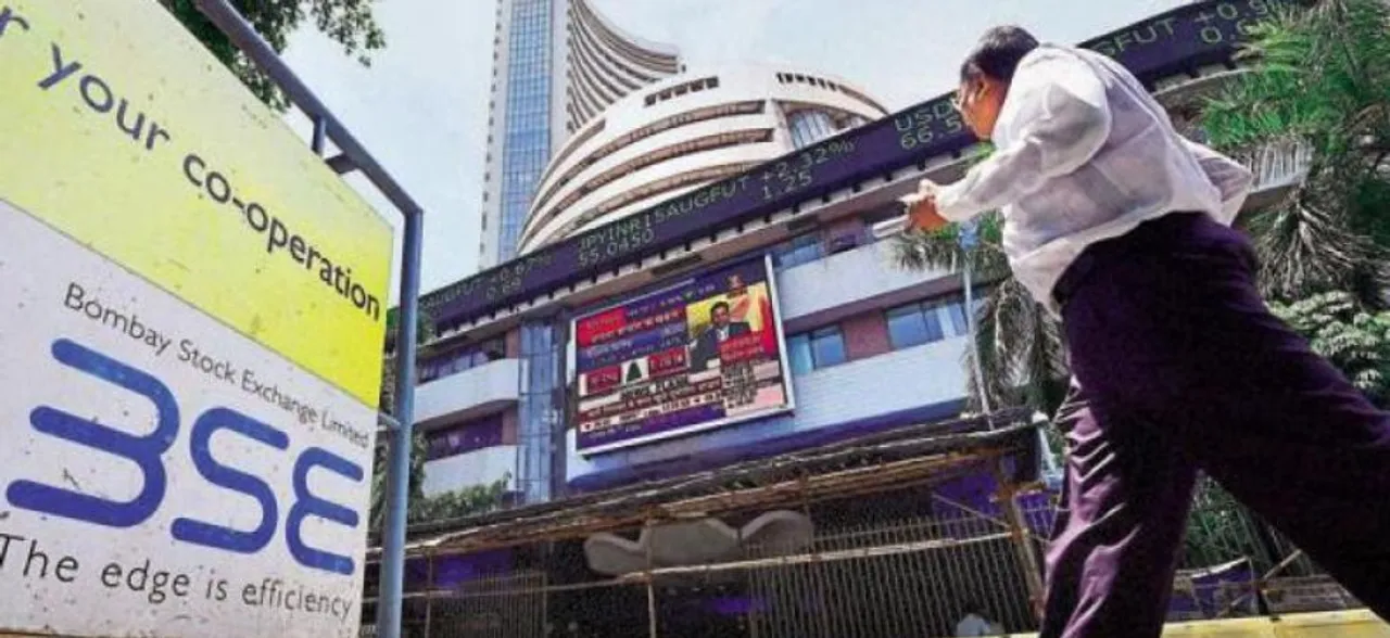 On Day 1 of new financial year, BSE Sensex hits record 39,000 mark 