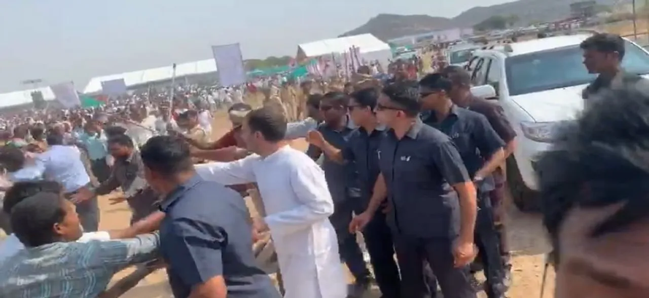 VIDEO | 'Stop!': Rahul Gandhi shouts, asks police not to charge baton on supporters