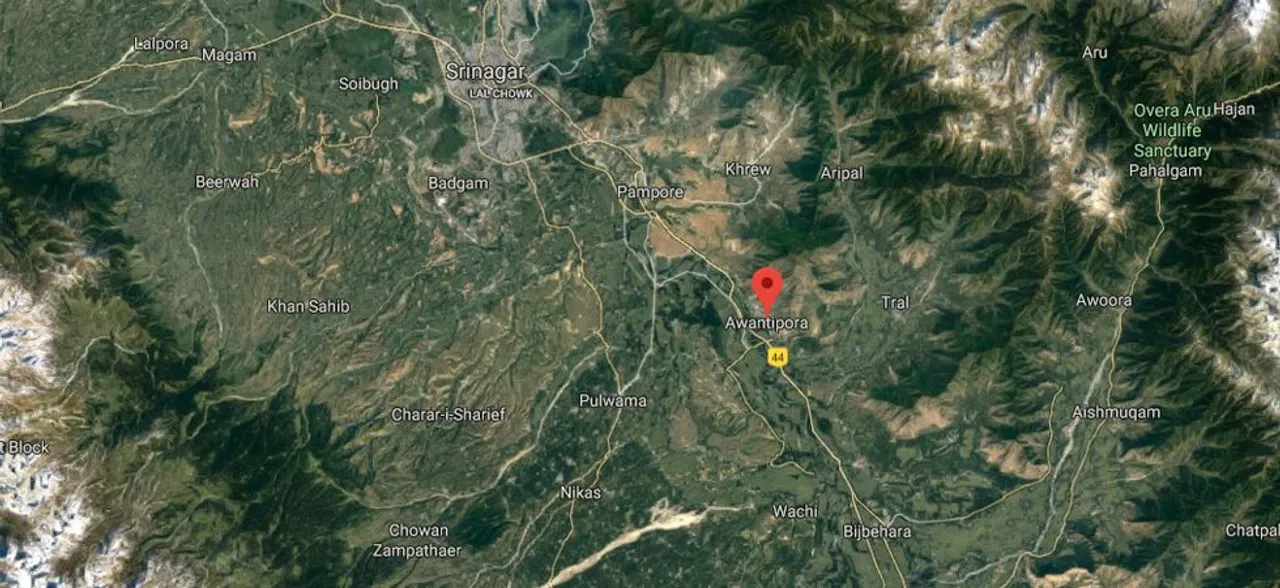 2 IAF personnel including Squadron Leader killed in accident in Jammu and Kashmir's Awantipora 