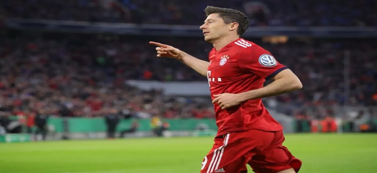 Robert Lewandowski helps Bayern Munich avoid humiliating exit from German Cup in thrilling tie