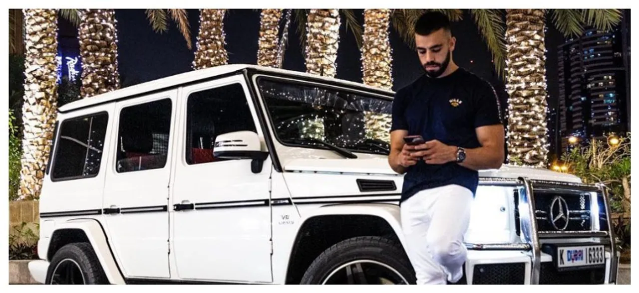 Aussie millionaire looking for assistant to travel the world with him on Rs 26-lakh salary