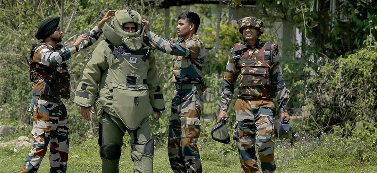 Lok Sabha Elections: Clashes, IED blasts, EVM glitches, missing names mar round 1 of polling 