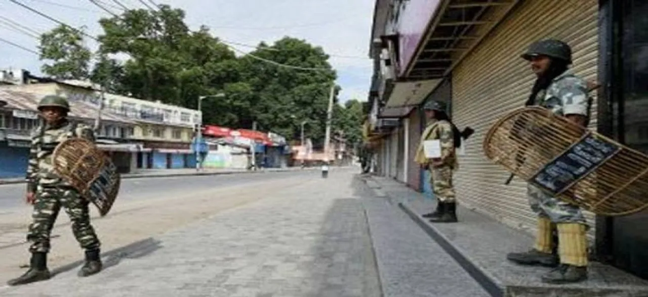 Mobile internet services suspended in Kashmir parts as Lok Sabha Polls Phase 2 begins