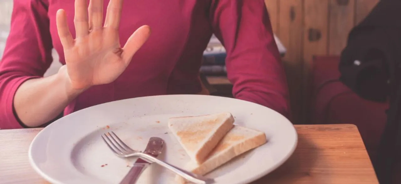 Beware! No breakfast and late dinner may up heart attack risk