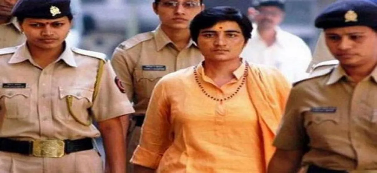 EC to issue notice to Pragya Thakur on her remarks against Hemant Karkare