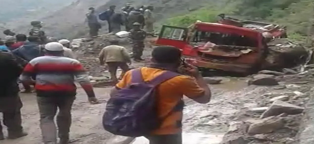 Five killed, nine injured as landslide hits mini bus in Jammu and Kashmir's Doda