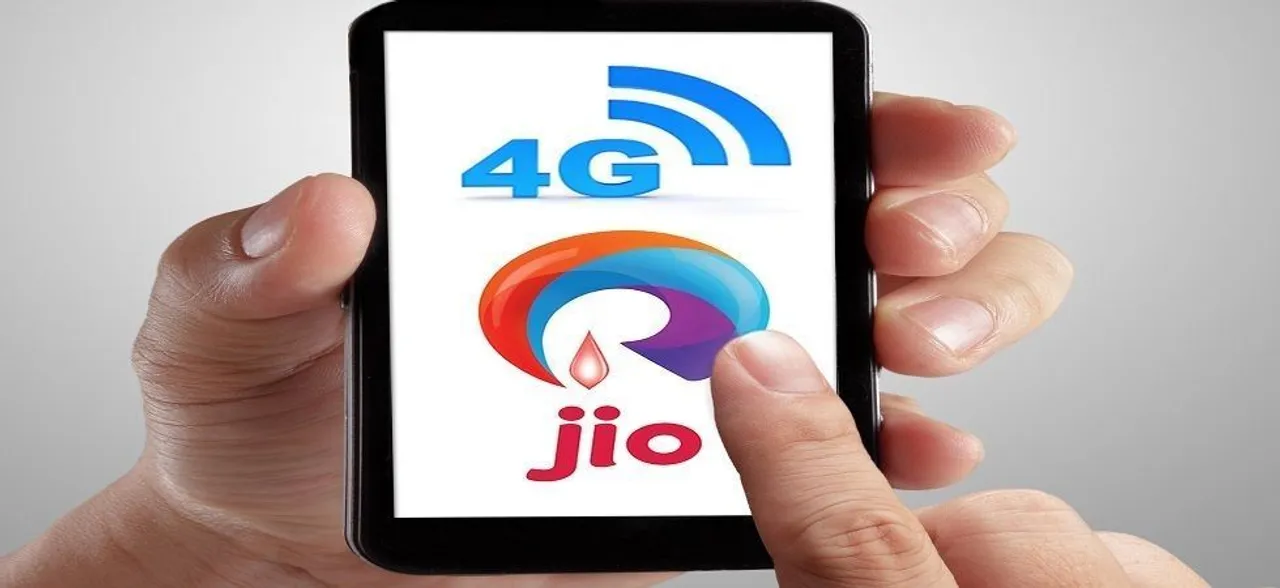 Reliance Jio vs Vodafone vs Airtel vs BSNL: Best annual prepaid plans with unlimited calling, data benefits